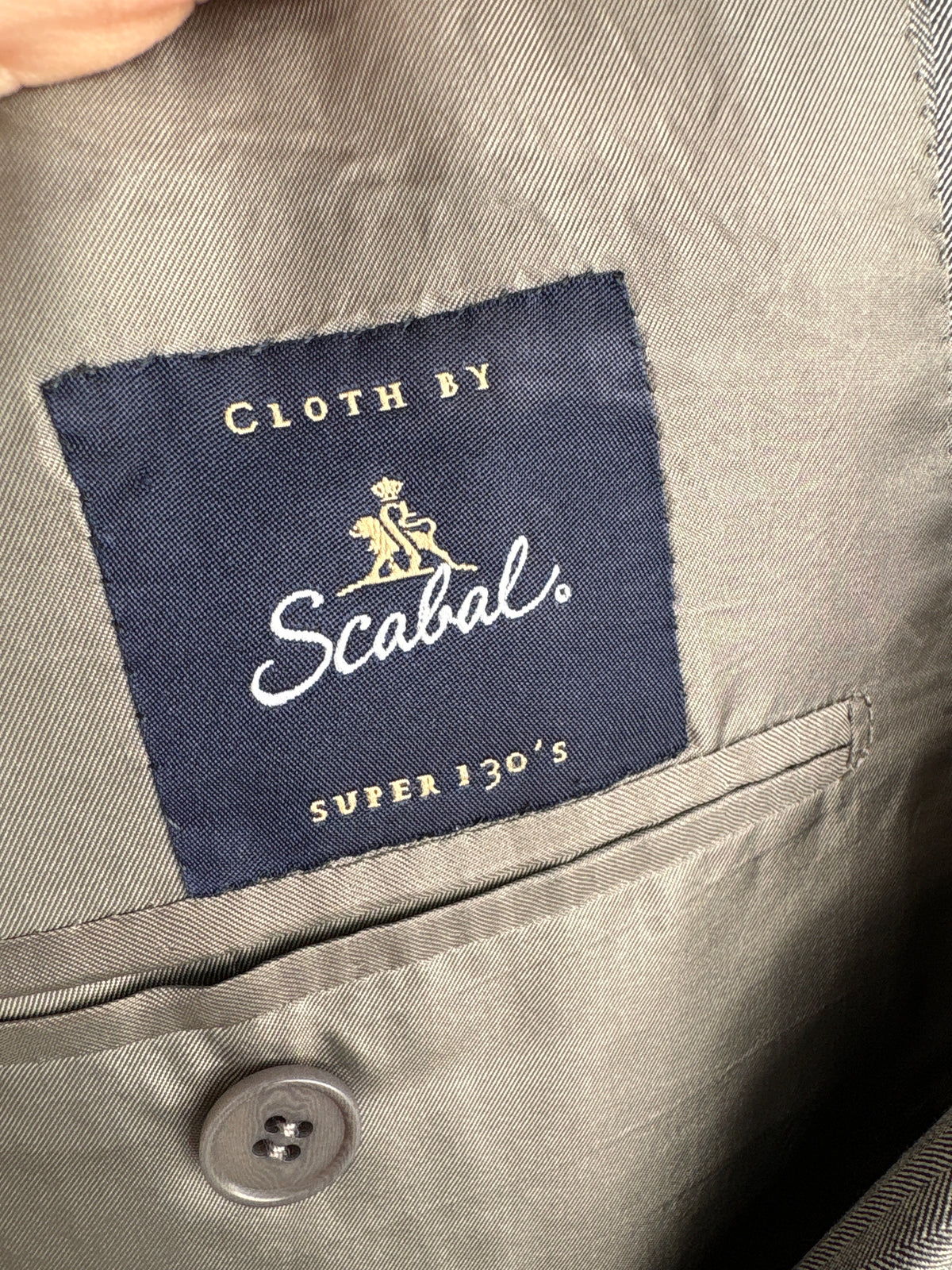 Costum sartorial italian high end din stofă Scabal super 130’s