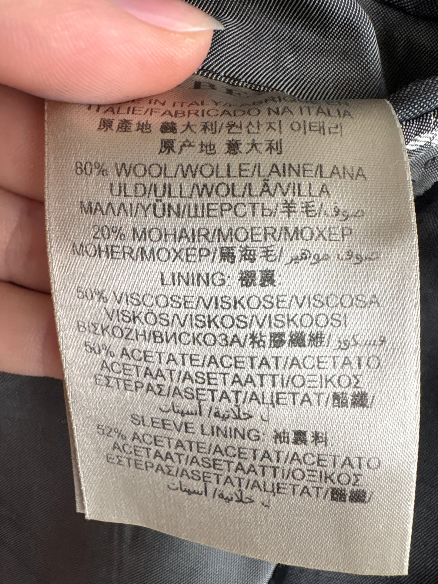 Sacou Burberry de sezon cald în croi actual din stofita lightweight