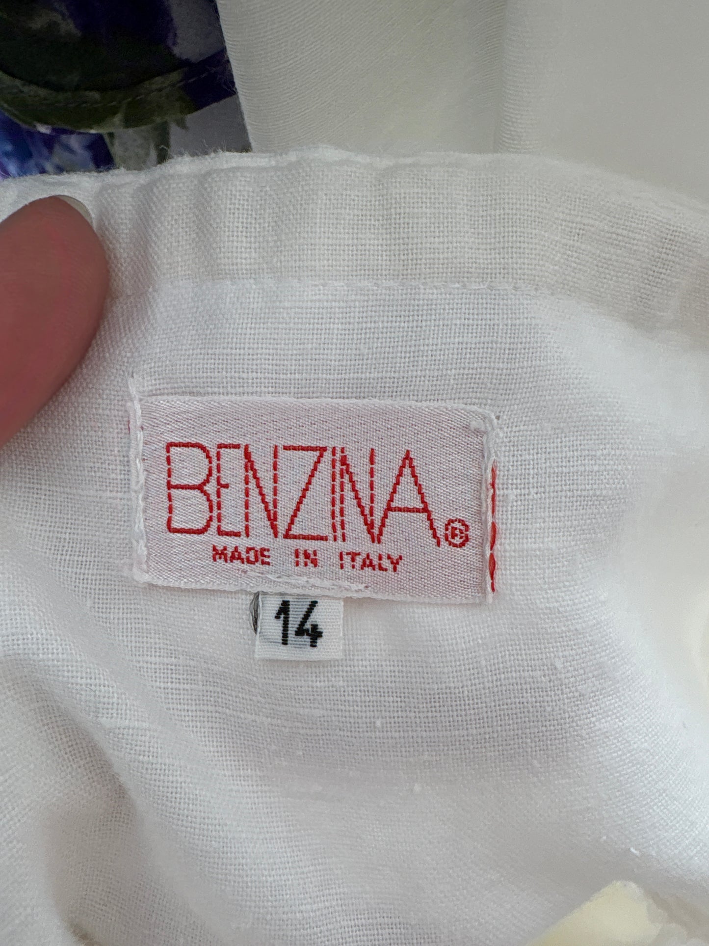 Fustă italiană excepțională din in cu talie extrem de marcată și funda mare la spate