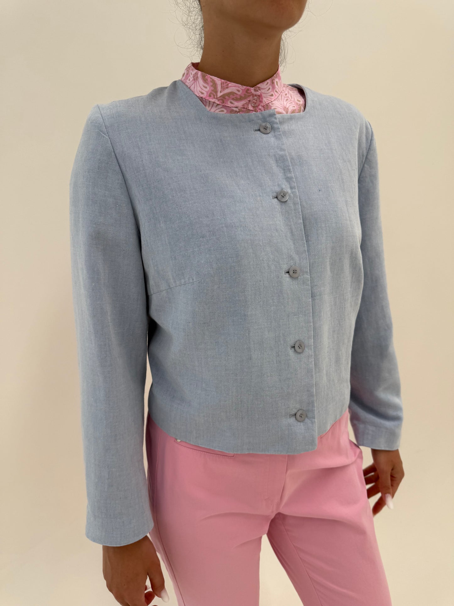 Sacou baby blue în croi minimalist stil Chanel din pânză de in și vascoza