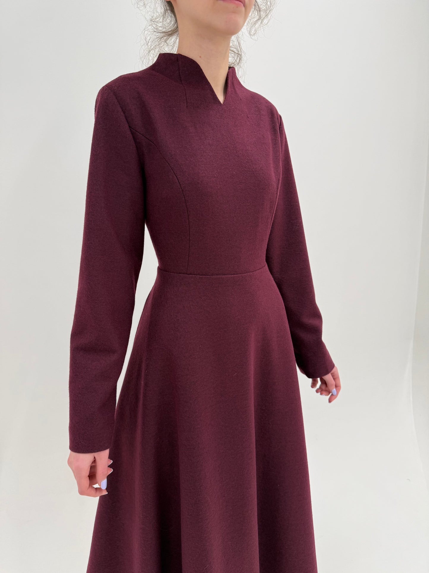 Rochie maxi burgundy old vintage final de ani 60 din lana extrafina