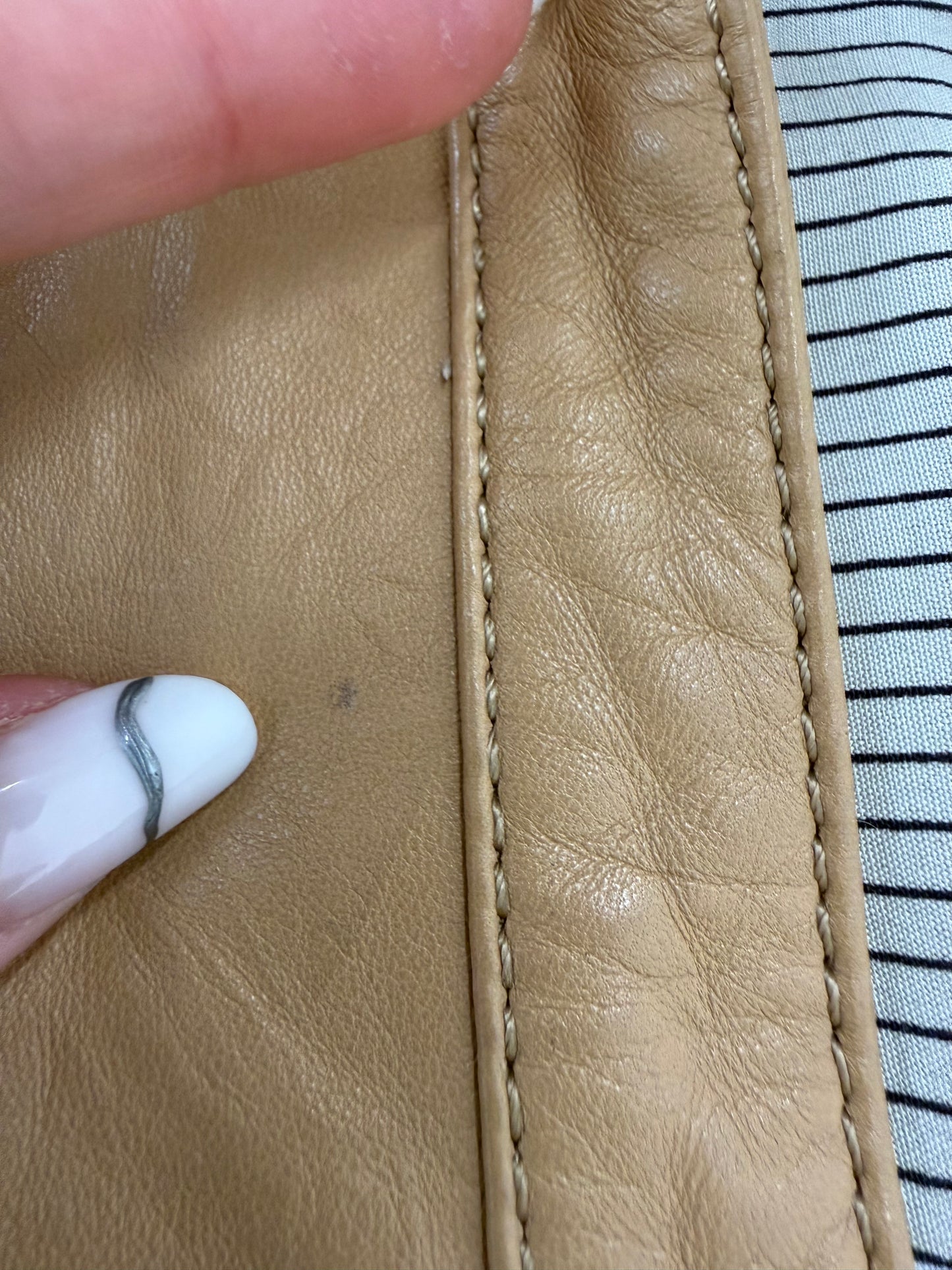 Geacă biker camel din piele naturală extrem de moale cambrata