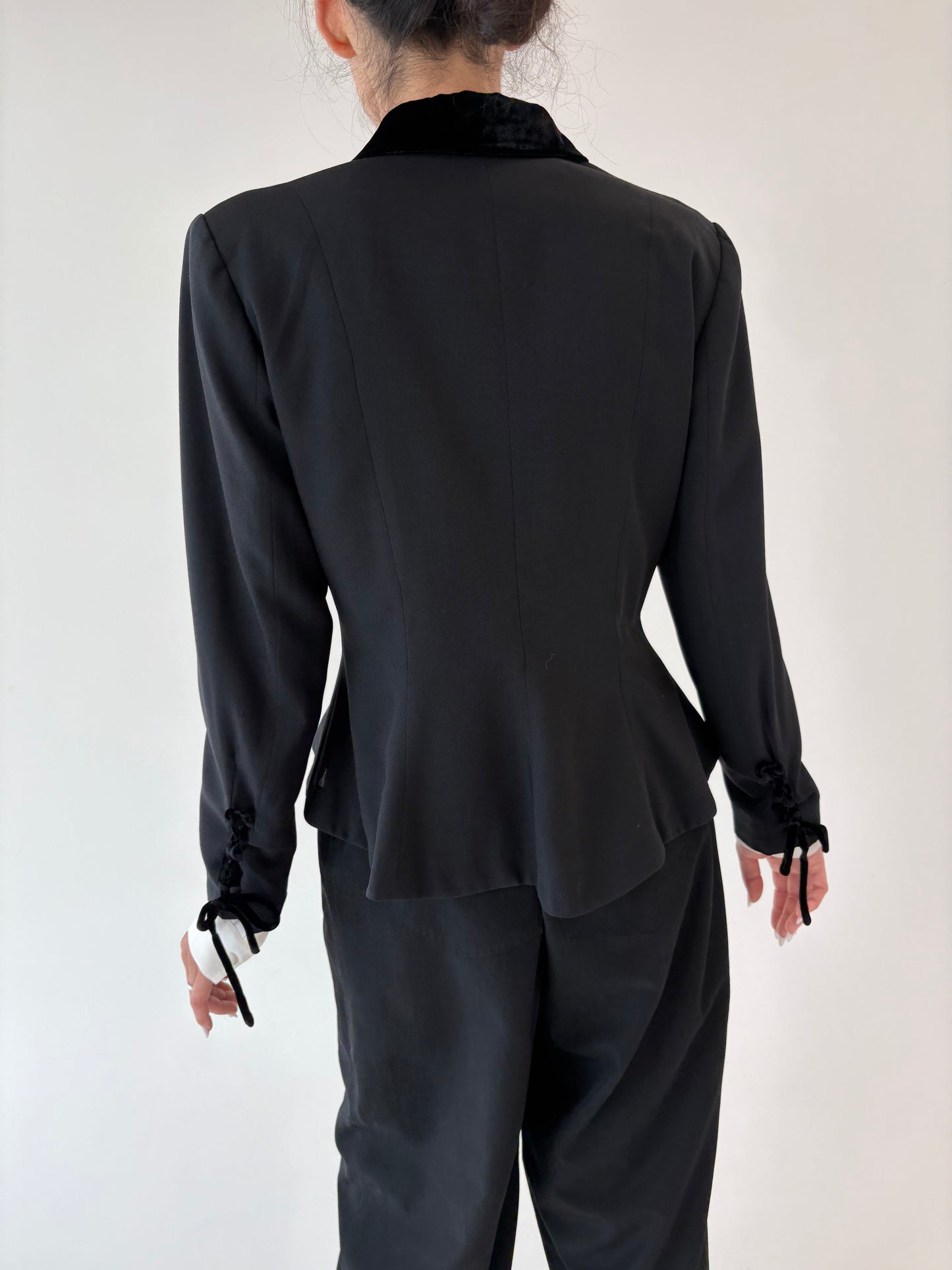 Sacou old vintage negru ultra cambrat în stil Dior din lana extrafina