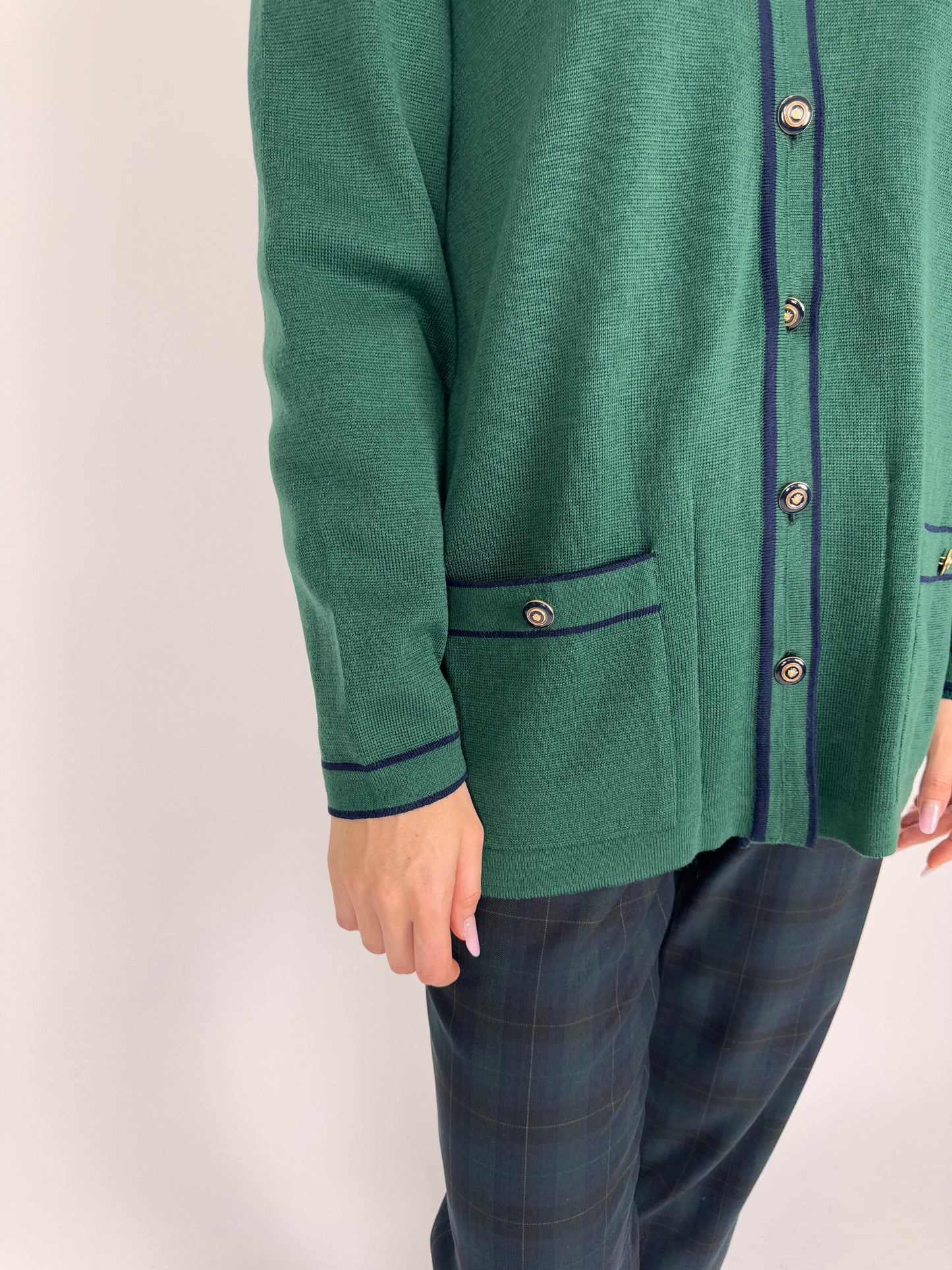 Cardigan pine green in stil Chanel din lana extrafina de gramaj mare