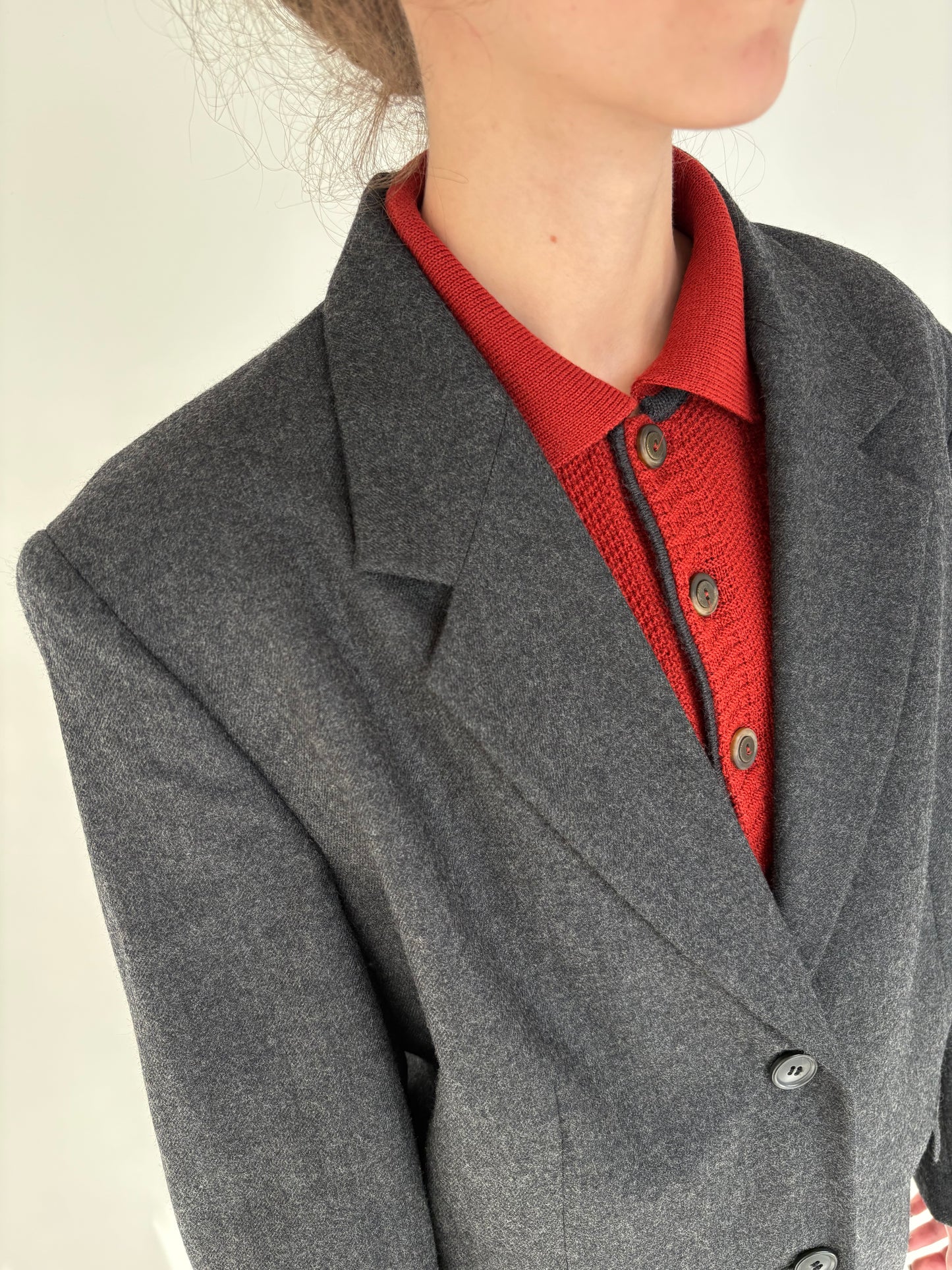 Sacou italian din lana plină pura certificată în croi clasic