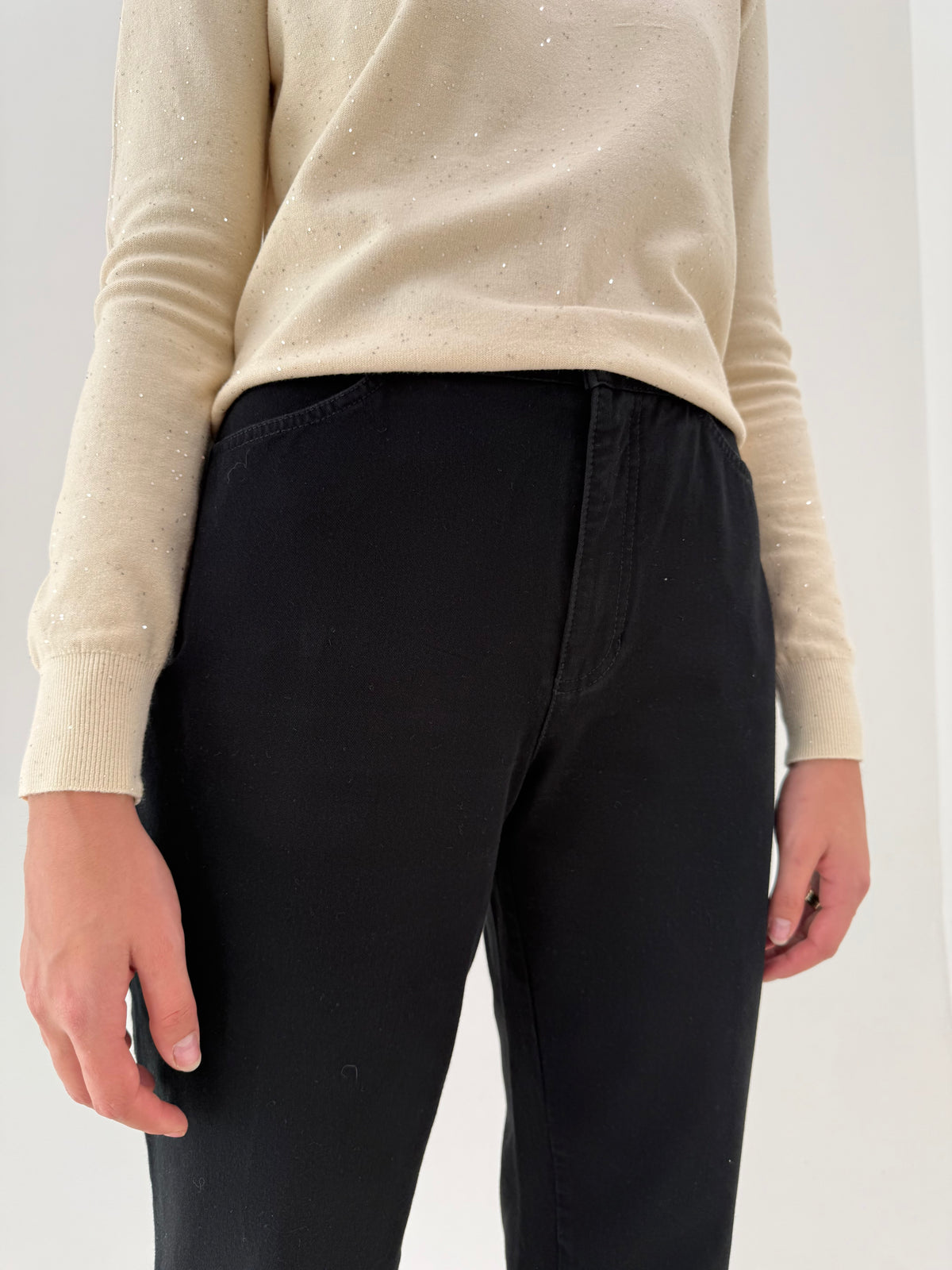 Jeans negru fără efect prespalat din bumbac plin ultra modelator confort