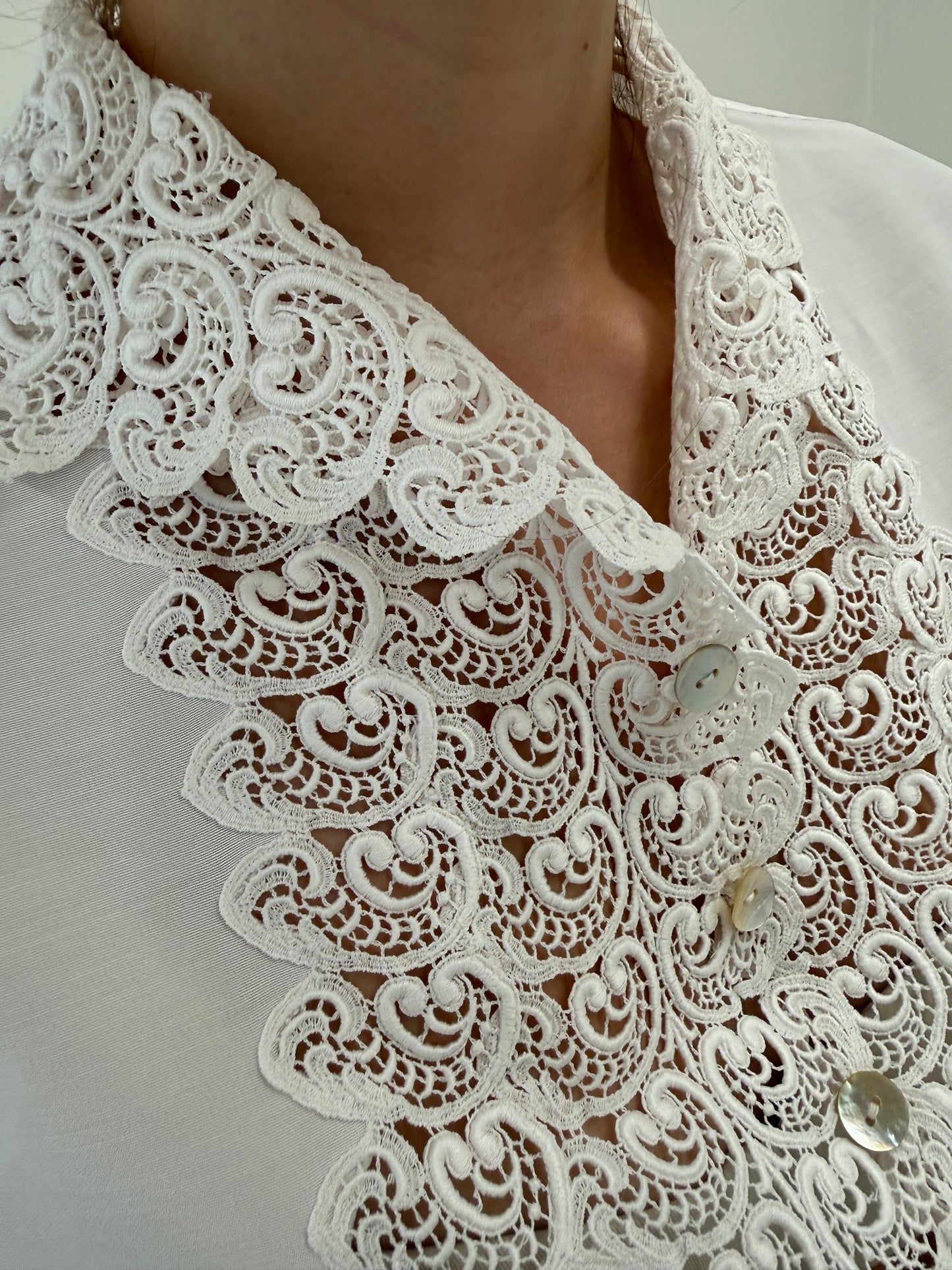 Cămașa old vintage italiană din faille și dantelă macrame superbă