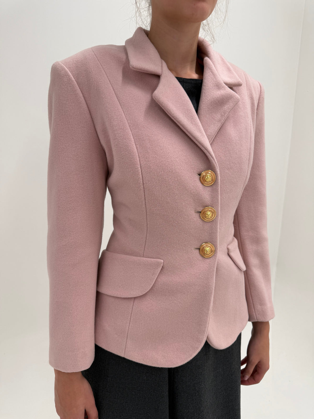 Sacou powder Pink cu nasturi bijuterie din lana groasă extrem de fină double brushed