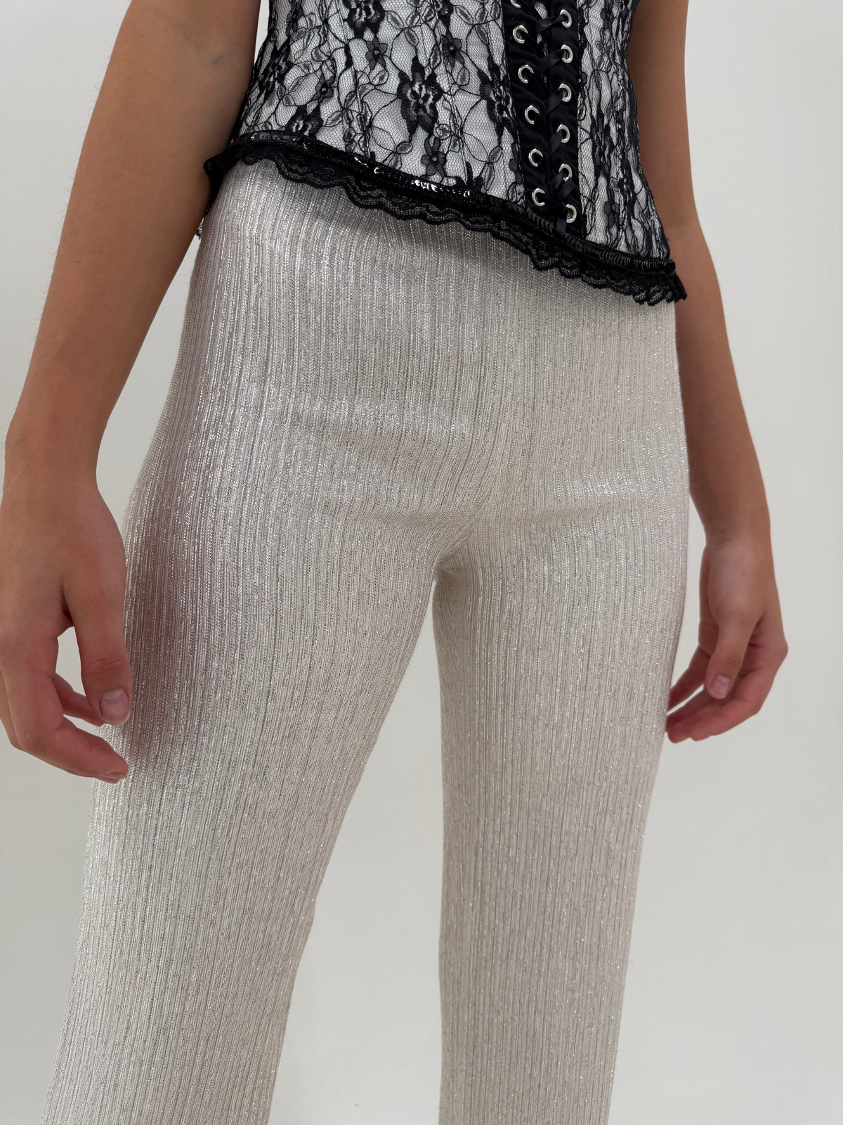 Costum ultra elegant de brand luxury italian Gattinoni din material prețios