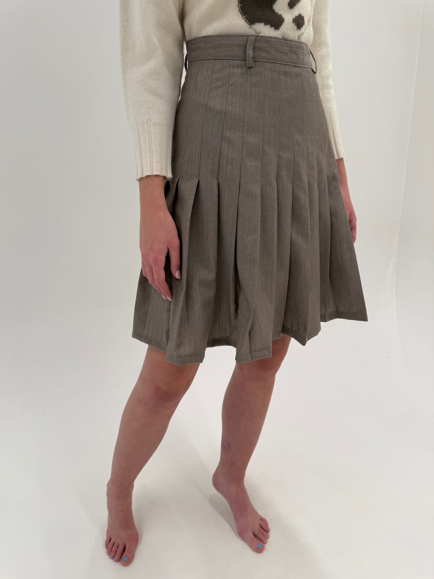 Fustă plisată taupe din lana pura extrafina certificată