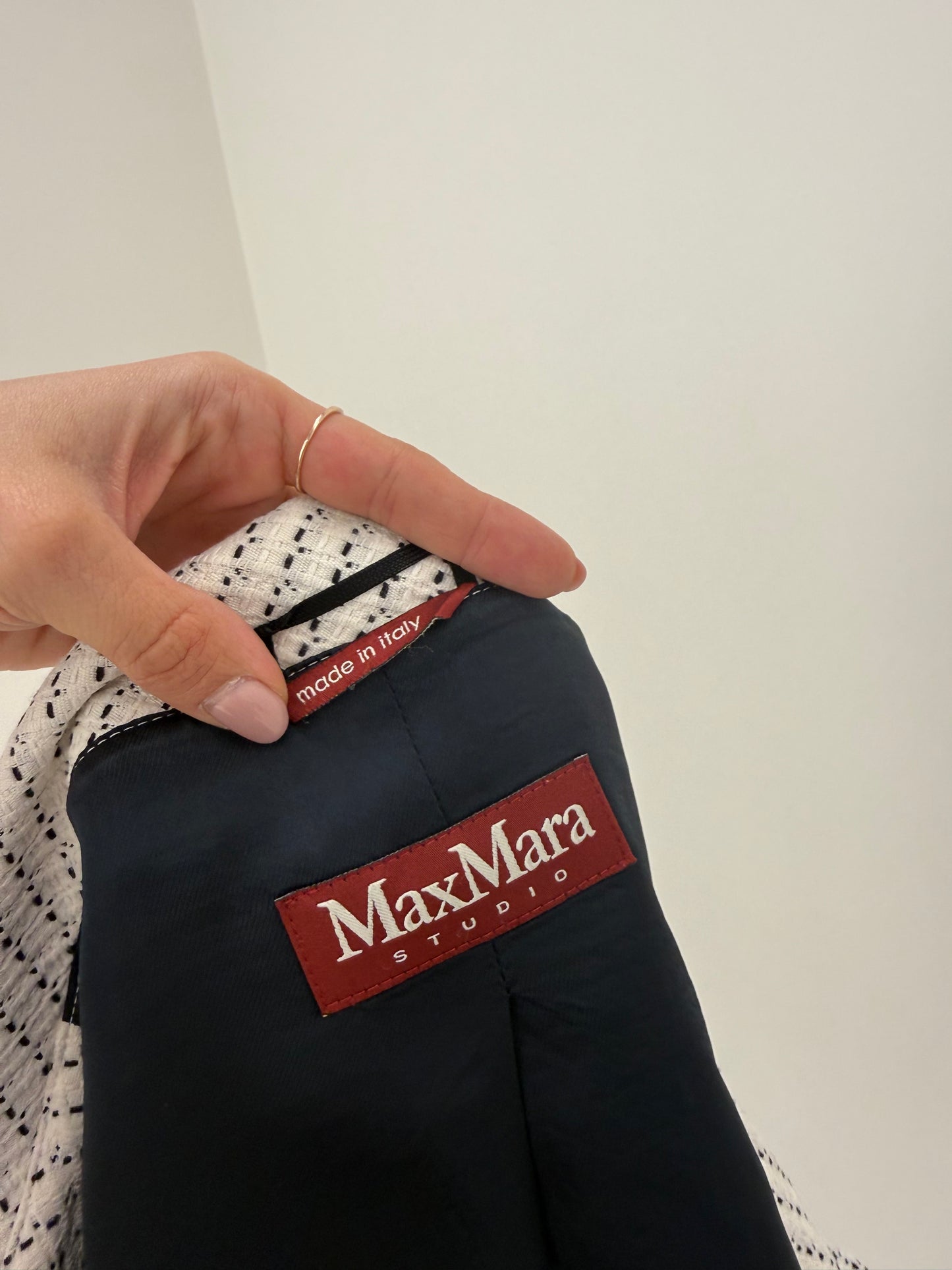 Sacou cambrat Max Mara din tweed ușor structurat de bumbac