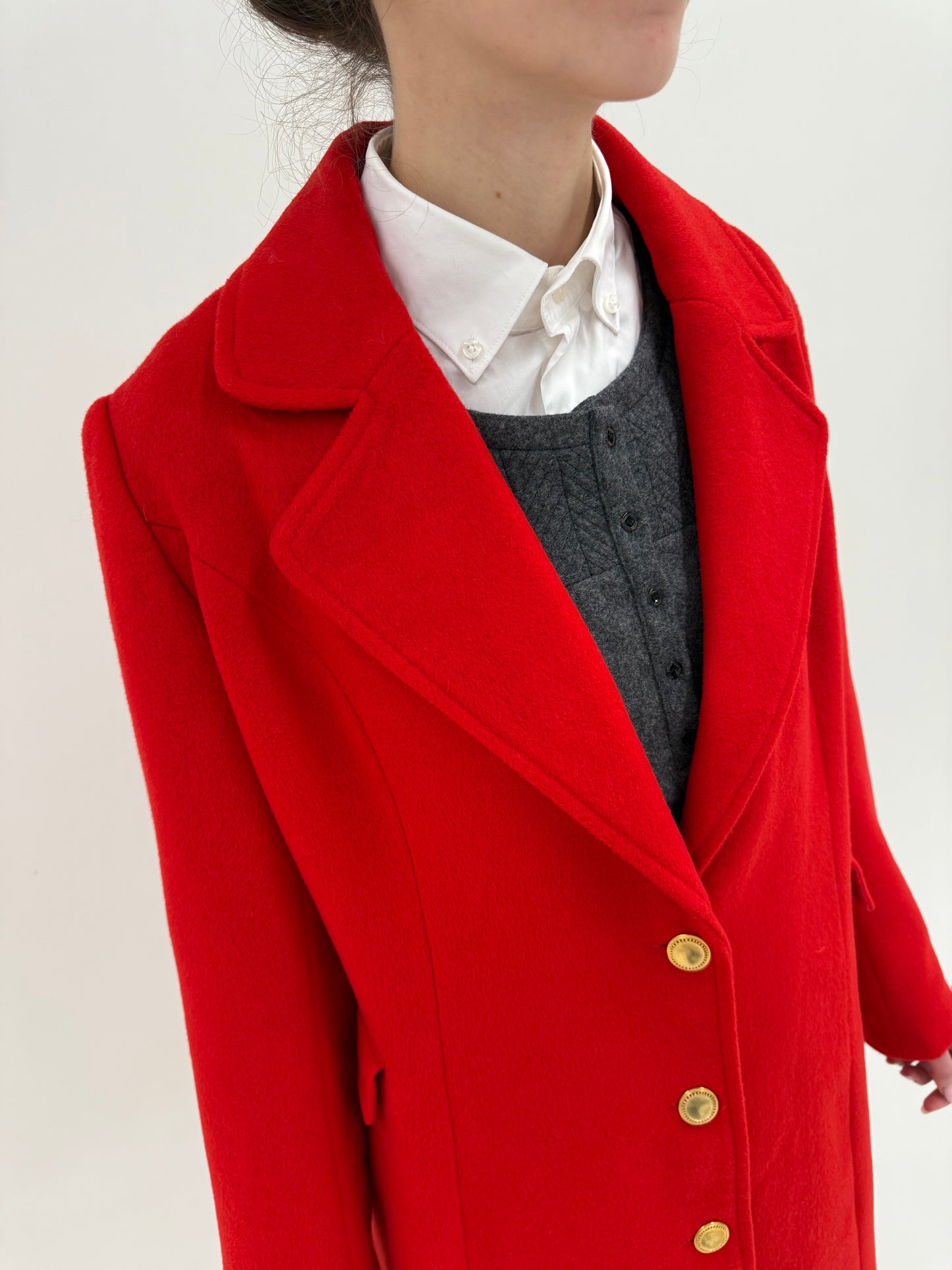 Palton din stofă extrafina de lana în croi lung cu nasturi aurii