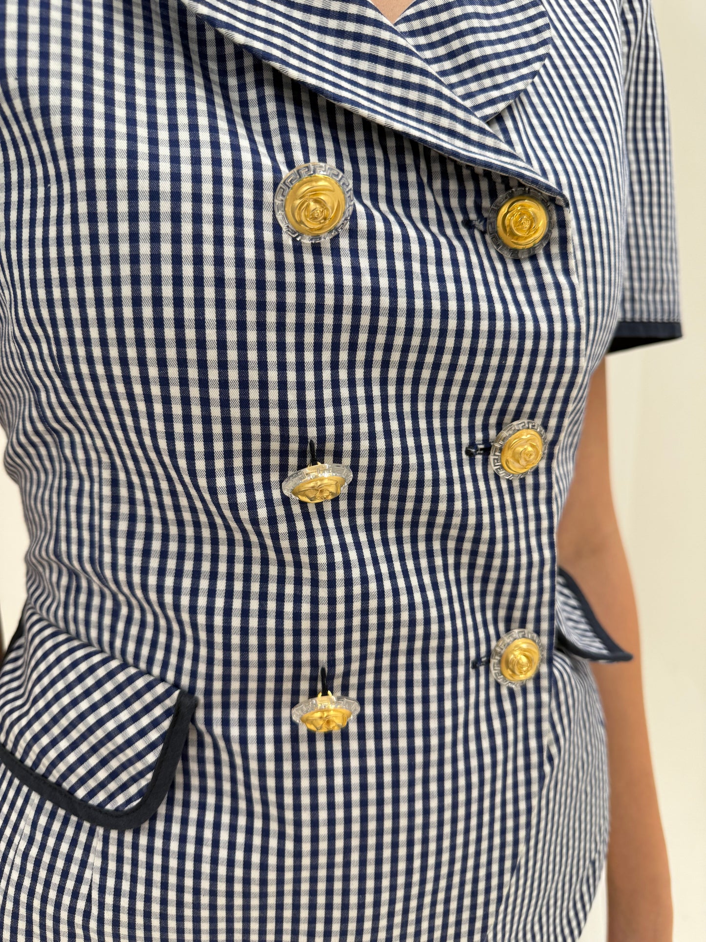 Sacou premium italian gingham cambrat cu nasturi aurii și revere rotunjite