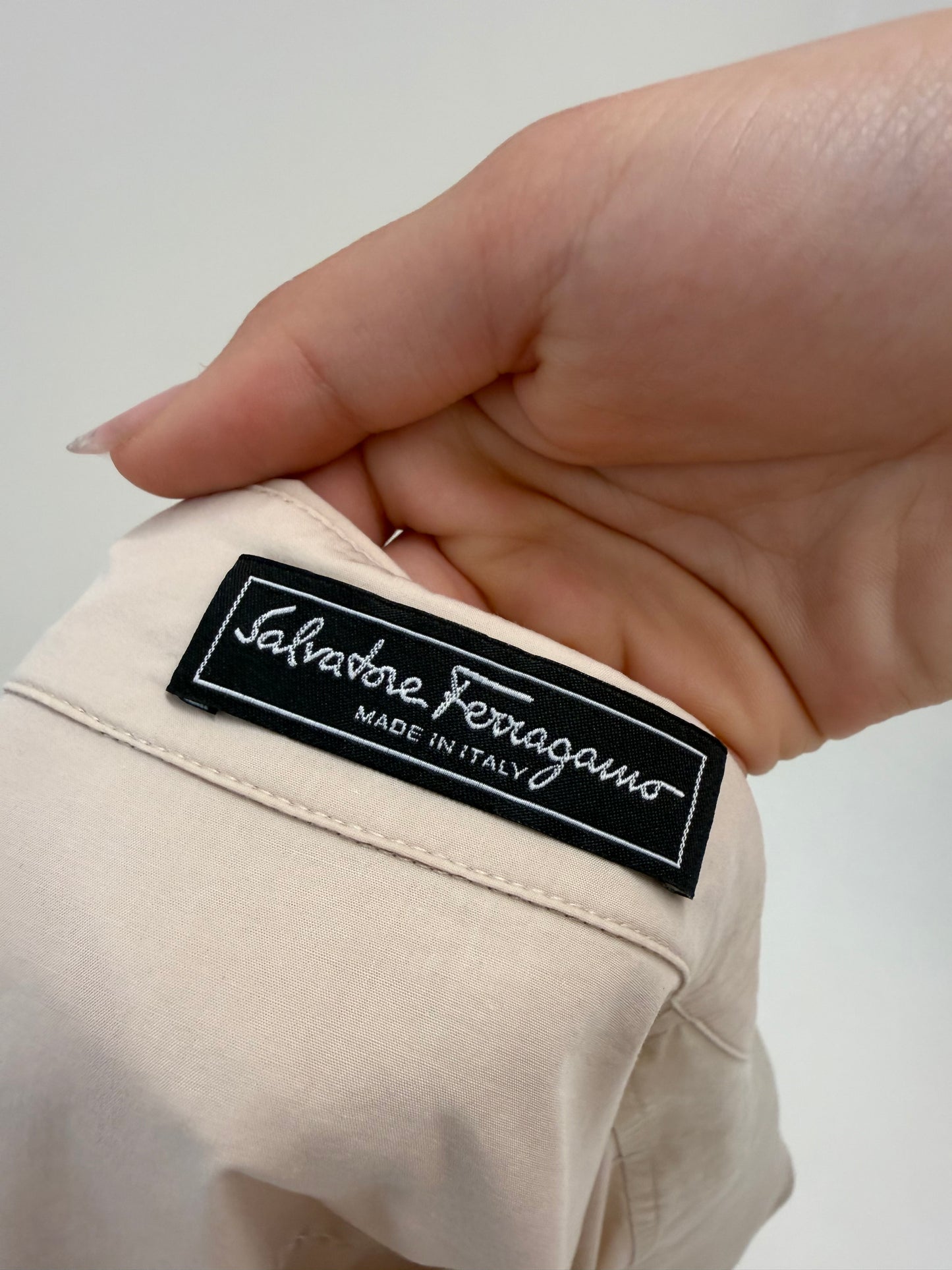 Rochie nude Salvatore Ferragamo în croi cambrat petrecut