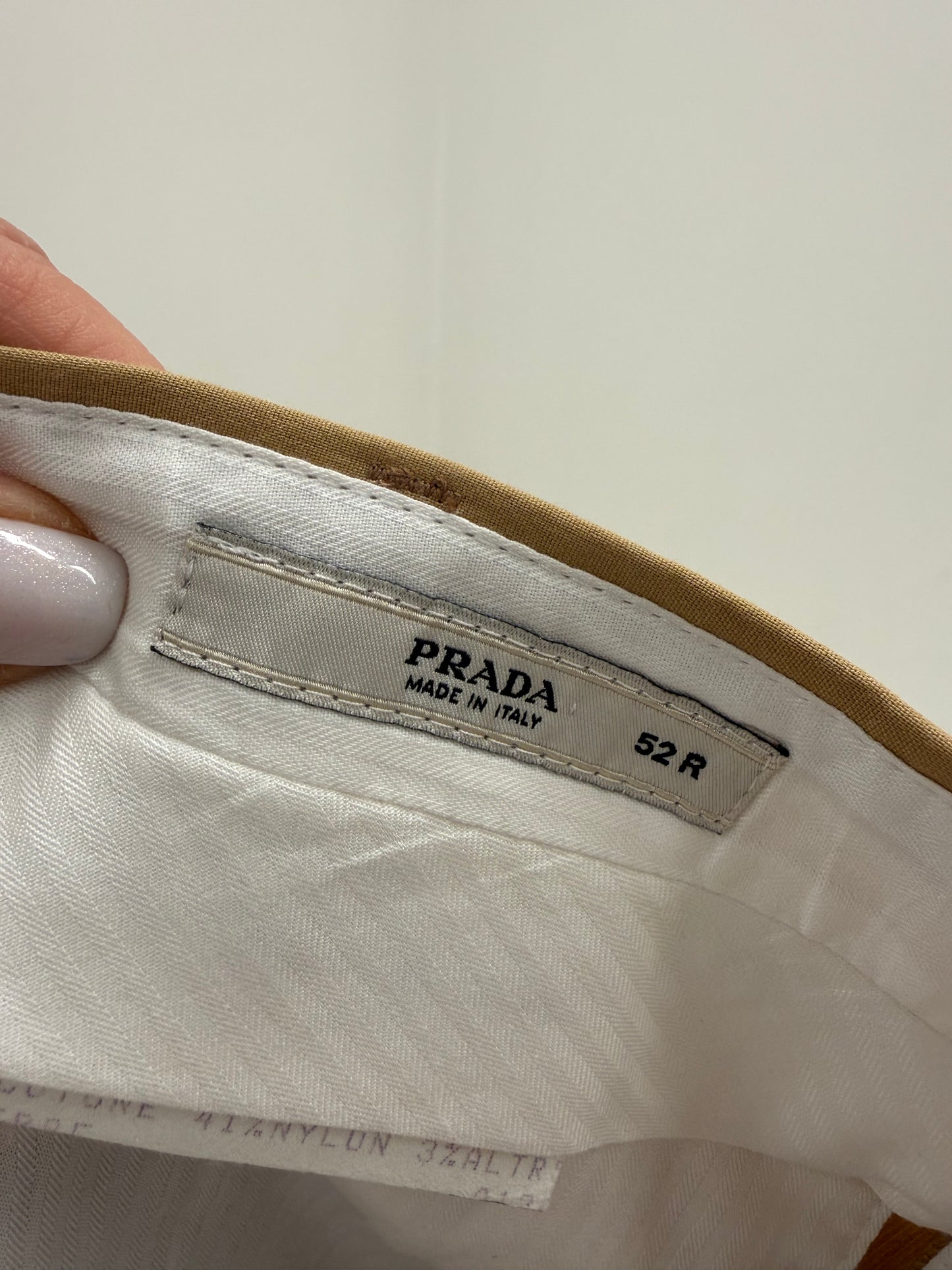 Costum tall camel Prada de vară în croi actual