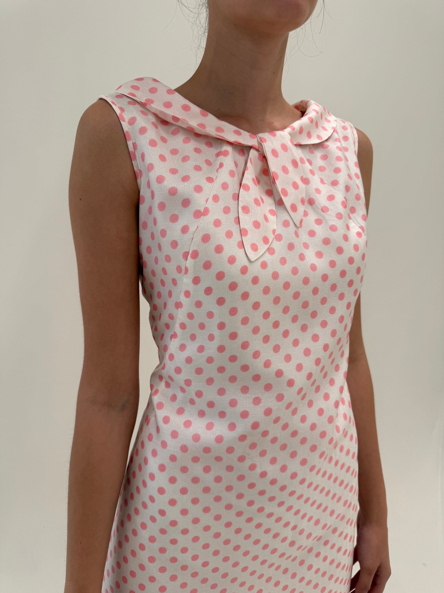Rochie old vintage anii 60 din pânză cu buline