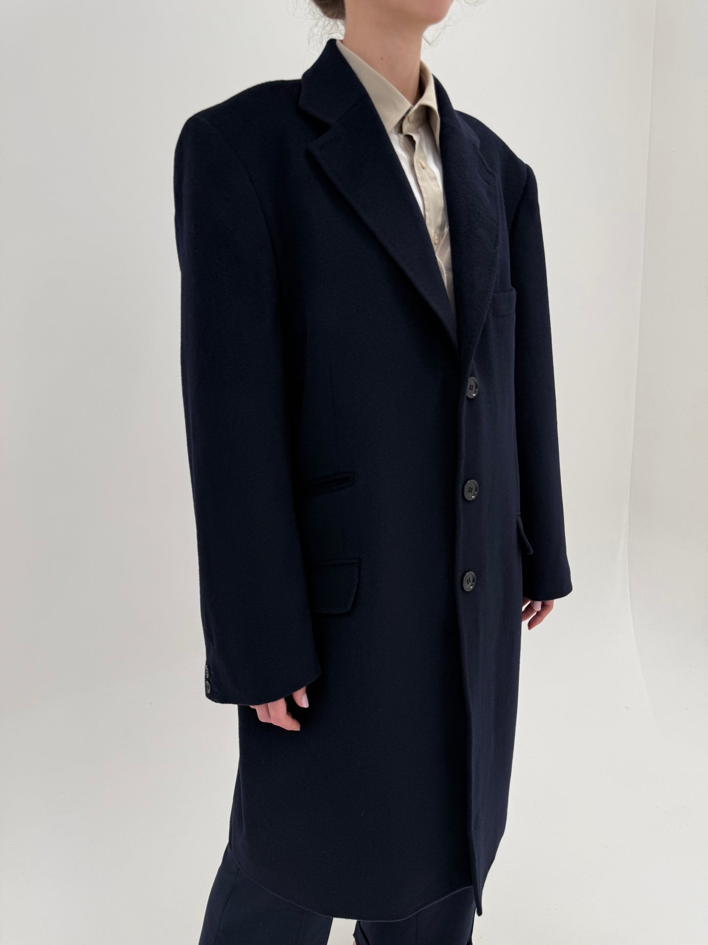 Palton din lana și cașmir navy în croi actual persoane înalte