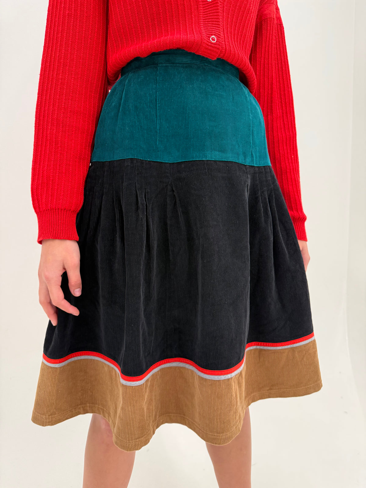Fustă vintage midi din catifea plina raiata colorblock retro modernă