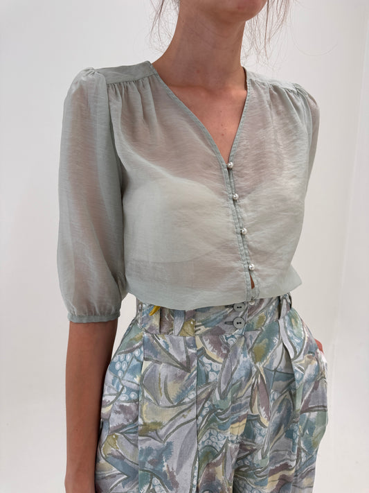 Tunica dusty mint green cu nasturi perlă din organza moale de lyocell