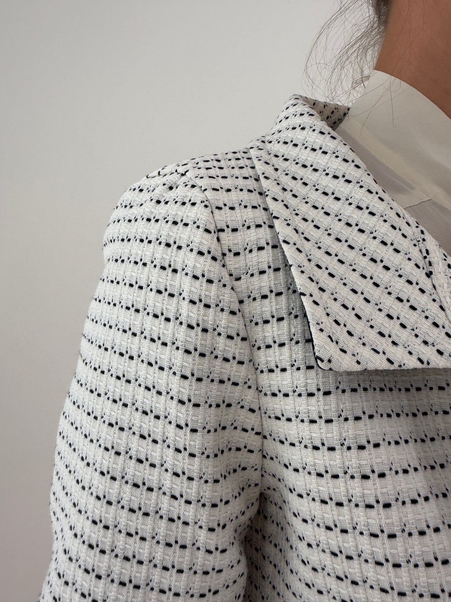 Sacou cambrat Max Mara din tweed ușor structurat de bumbac