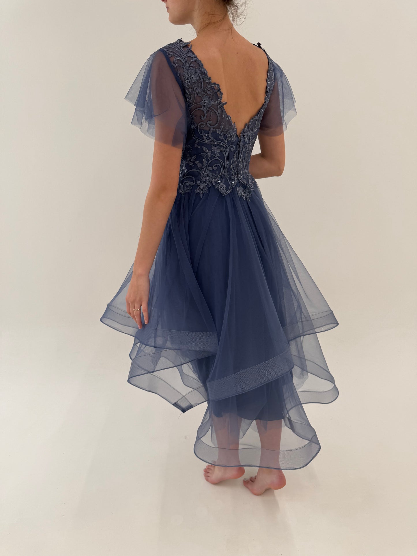 Rochie exceptionala de seara cu corsaj din tulle cu aplicații manuale și broderie