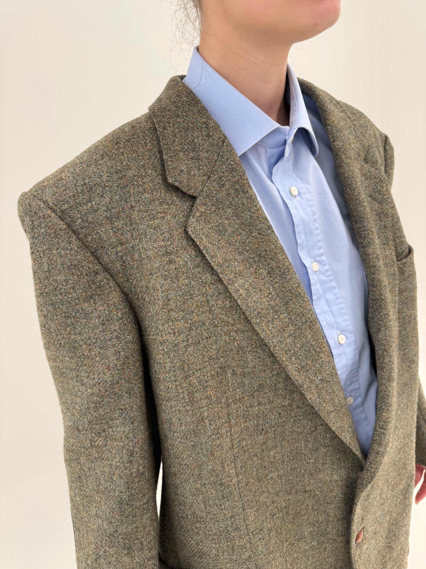 Sacou vintage Burberry în croi actual și culori neutre