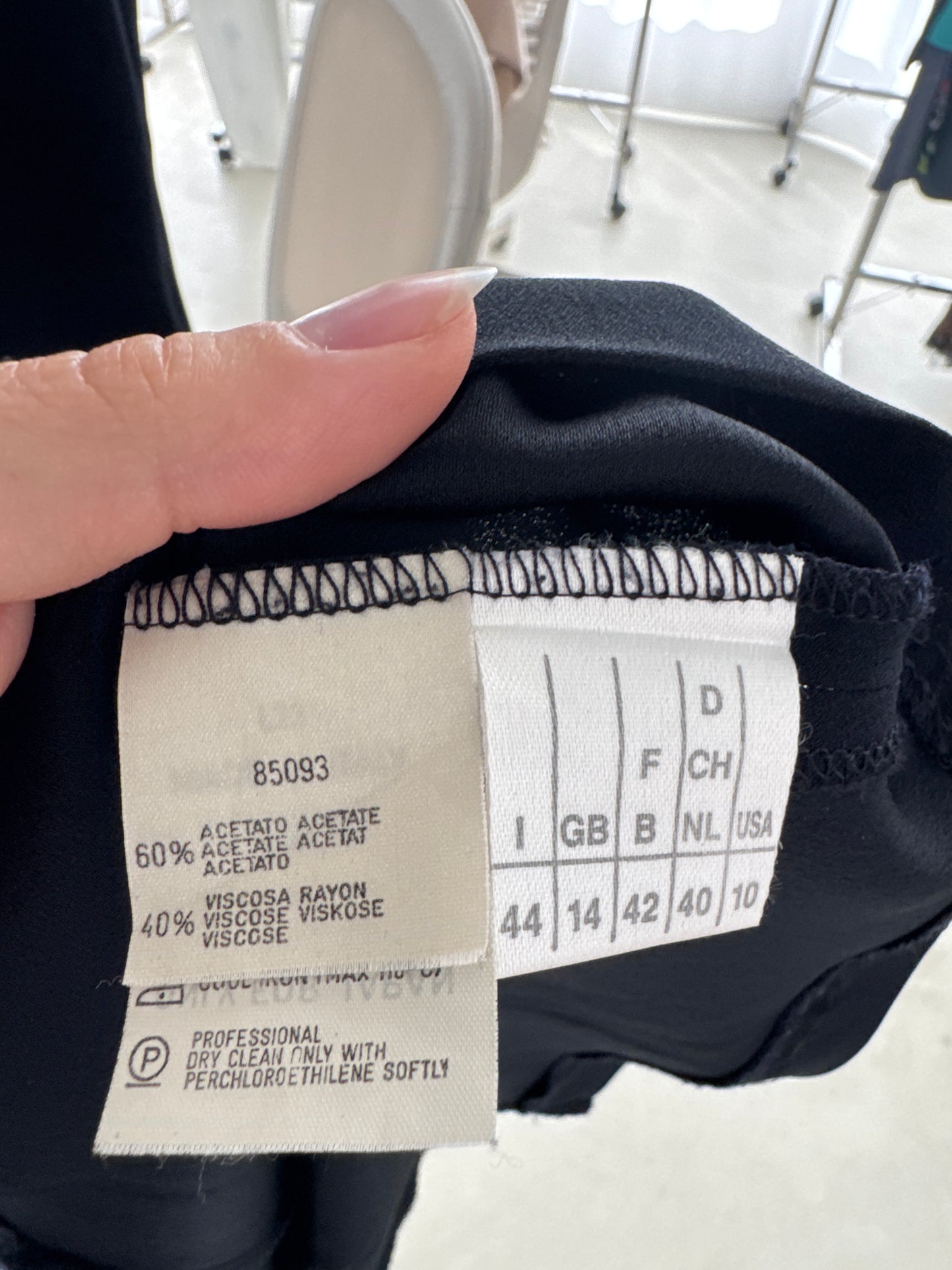 Rochie Max&Co by Max Mara din crep modelator ușor structurat