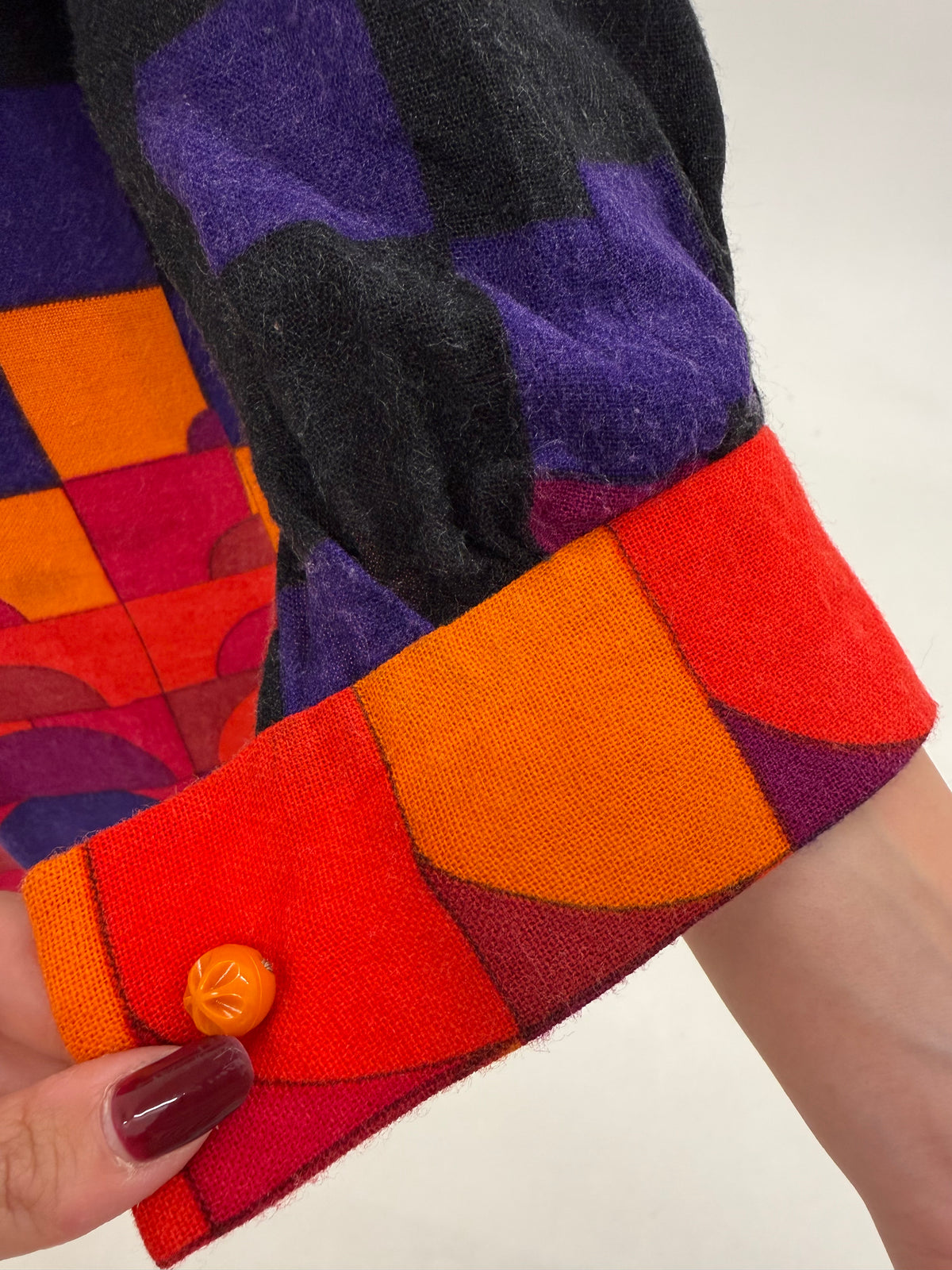 Rochie old vintage sfârșit de ani 60 cu print op art în culori tari din lana extafina