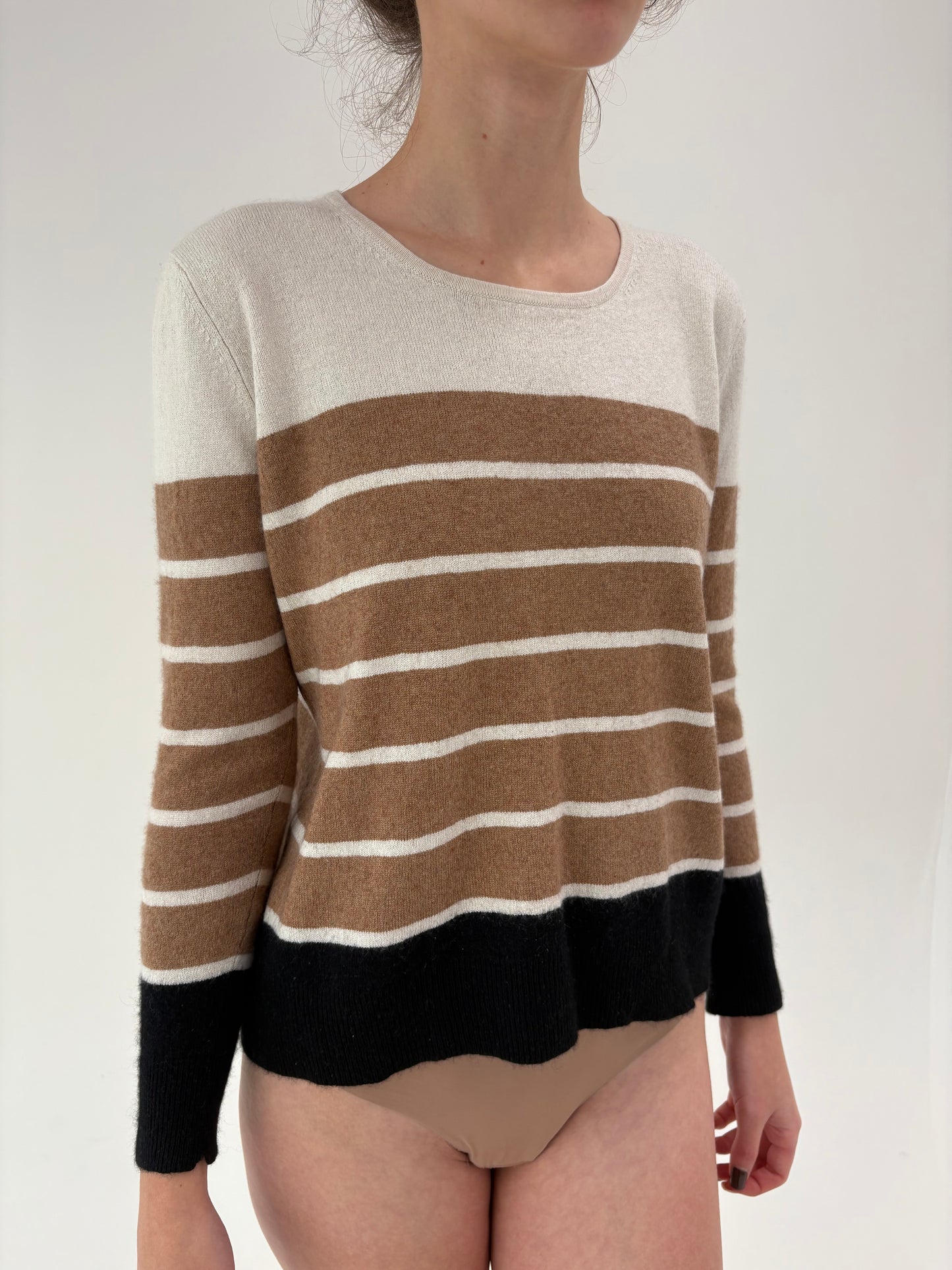 Pulover din cașmir și mătase naturală multiply în combinație de culori neutre