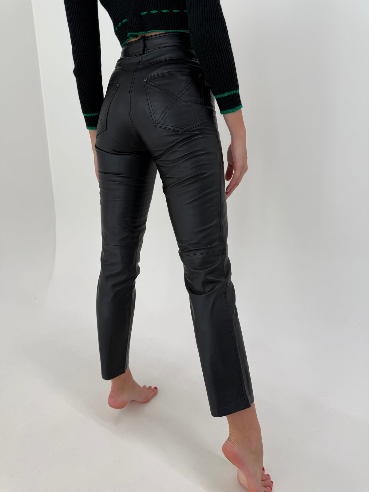 Pantaloni din piele naturală mănușă