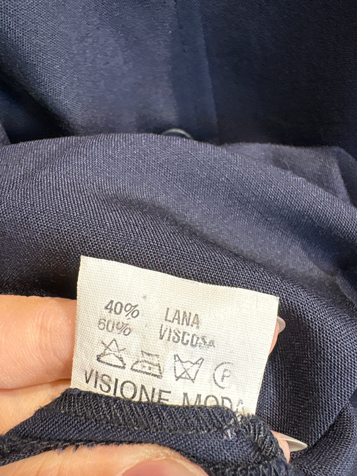 Rochie vintage italiană cu pliseuri din stofita de lana extafina și talie ușor căzută