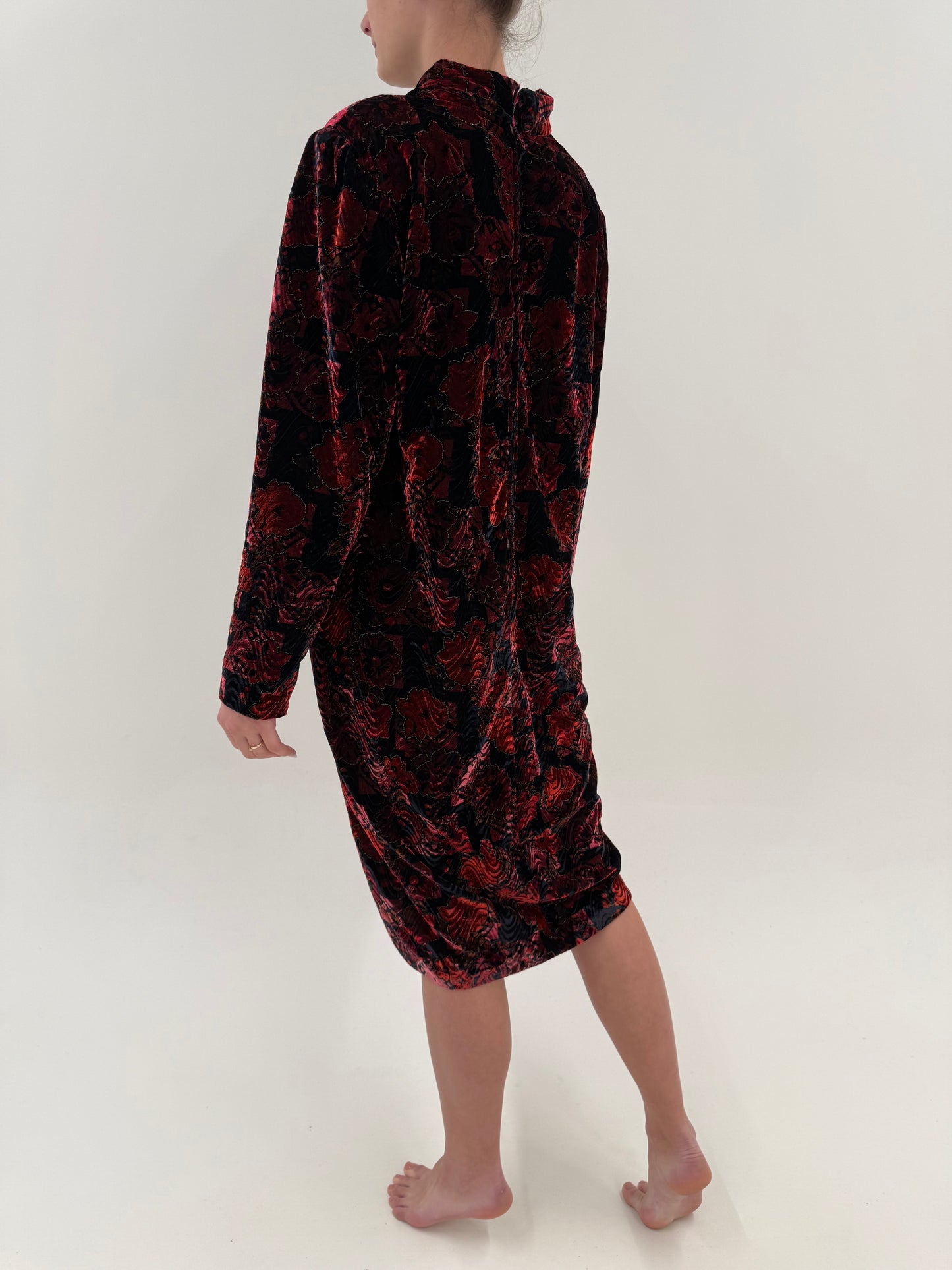 Rochie vintage de la business la cocktail din catifea texturată în culori superbe