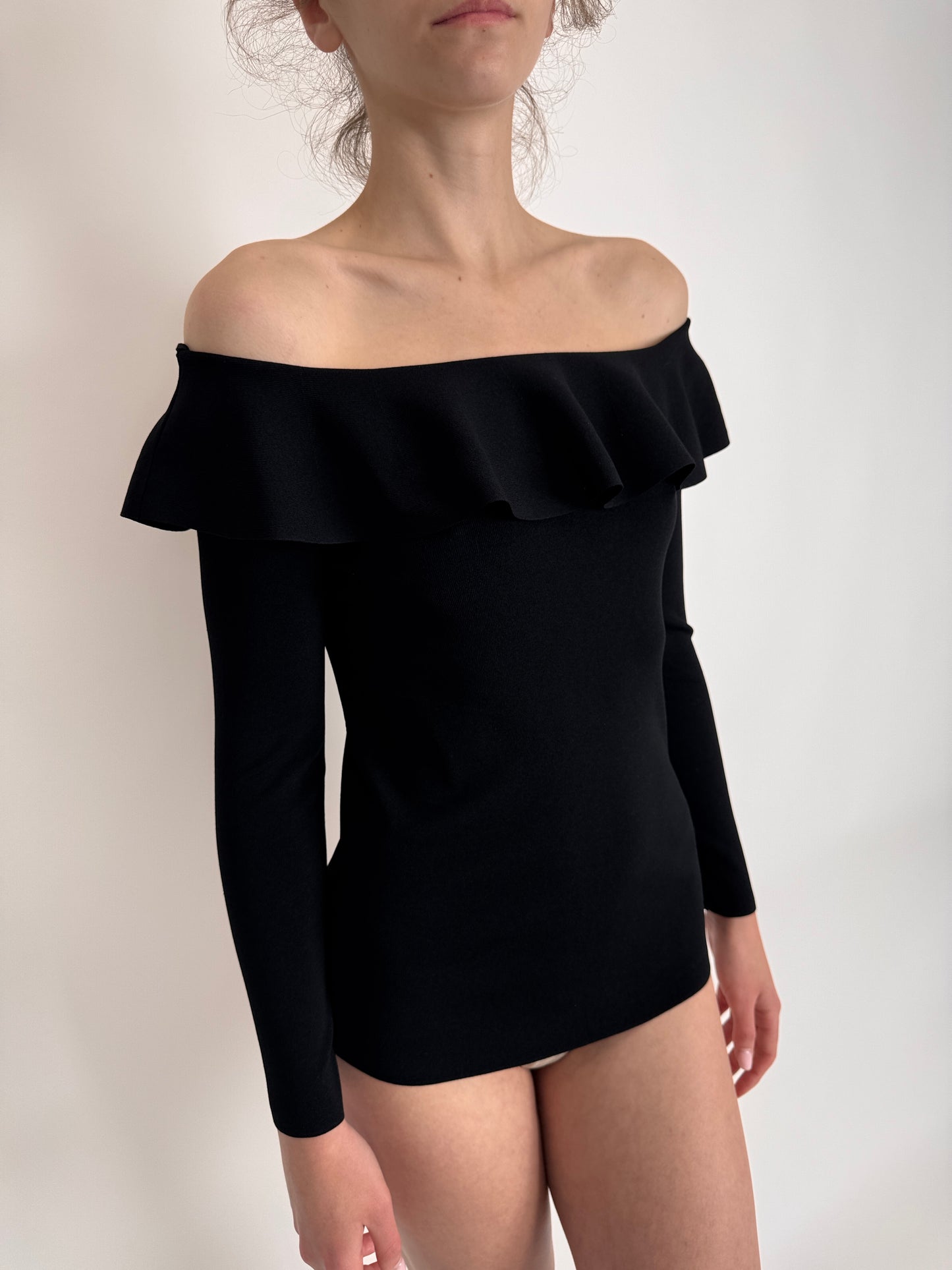 Top Cos cu volan din jerse