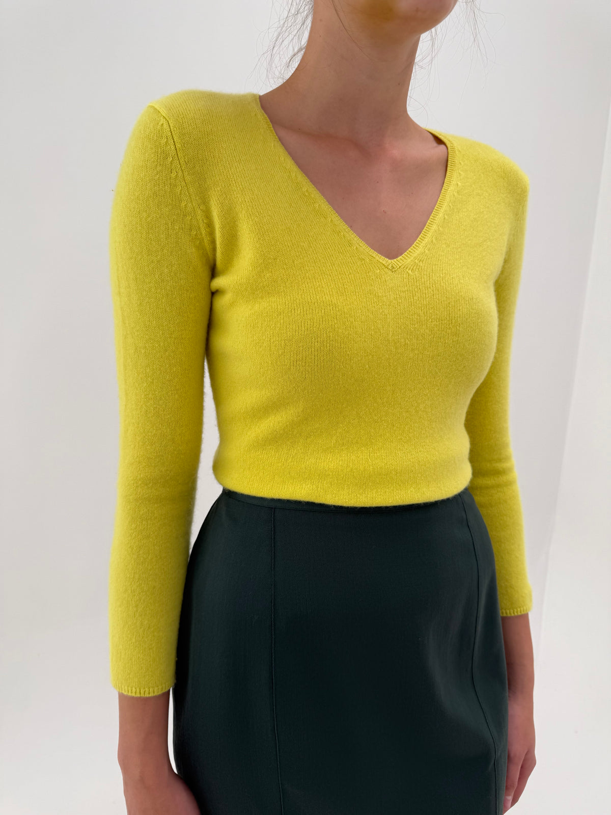 Pulover din cașmir în anchior lime yellow petite