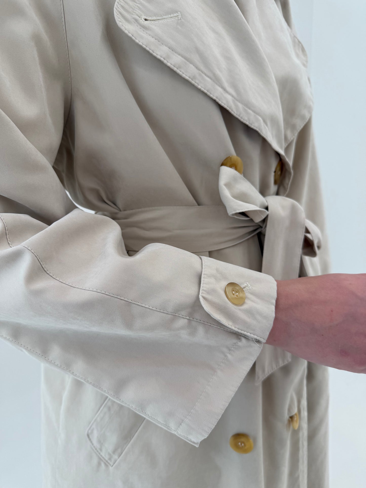 Trench vintage nude în croi lung cu talie reglabilă