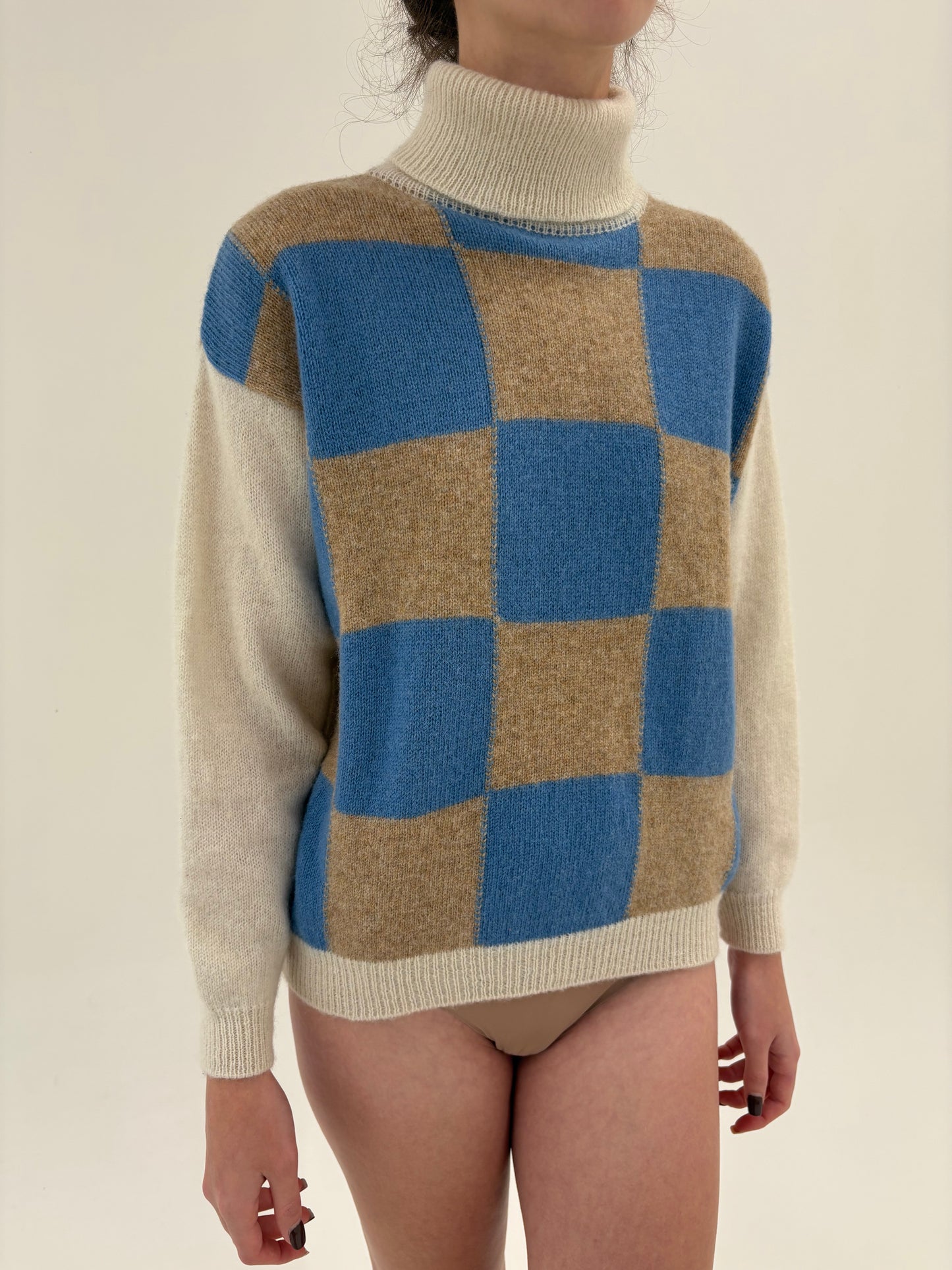 Maleta vintage din gama Max Mara din lana groasă Shetland