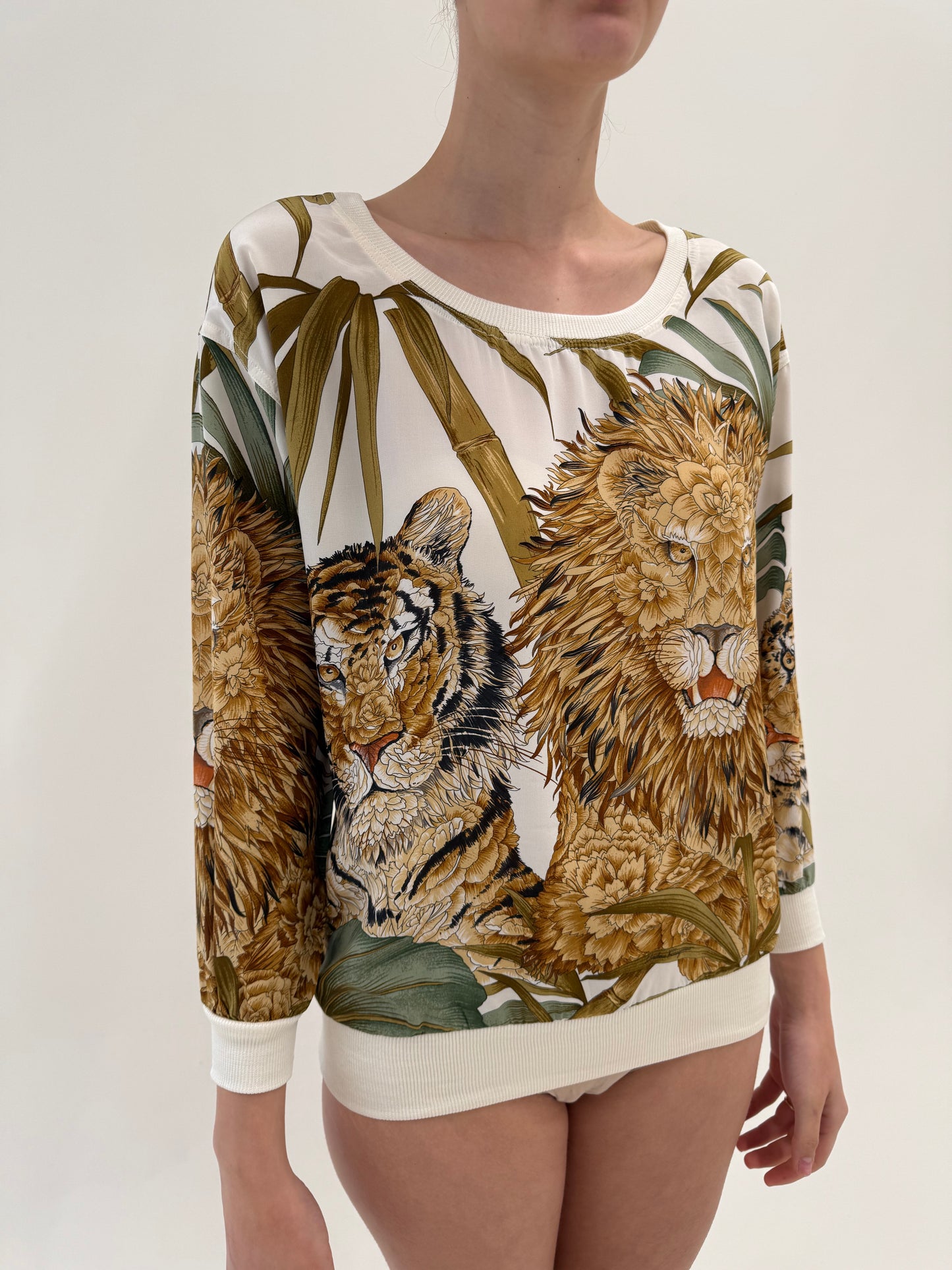 Bluză luxury Salvatore Ferragamo din mătase naturală cu print superb