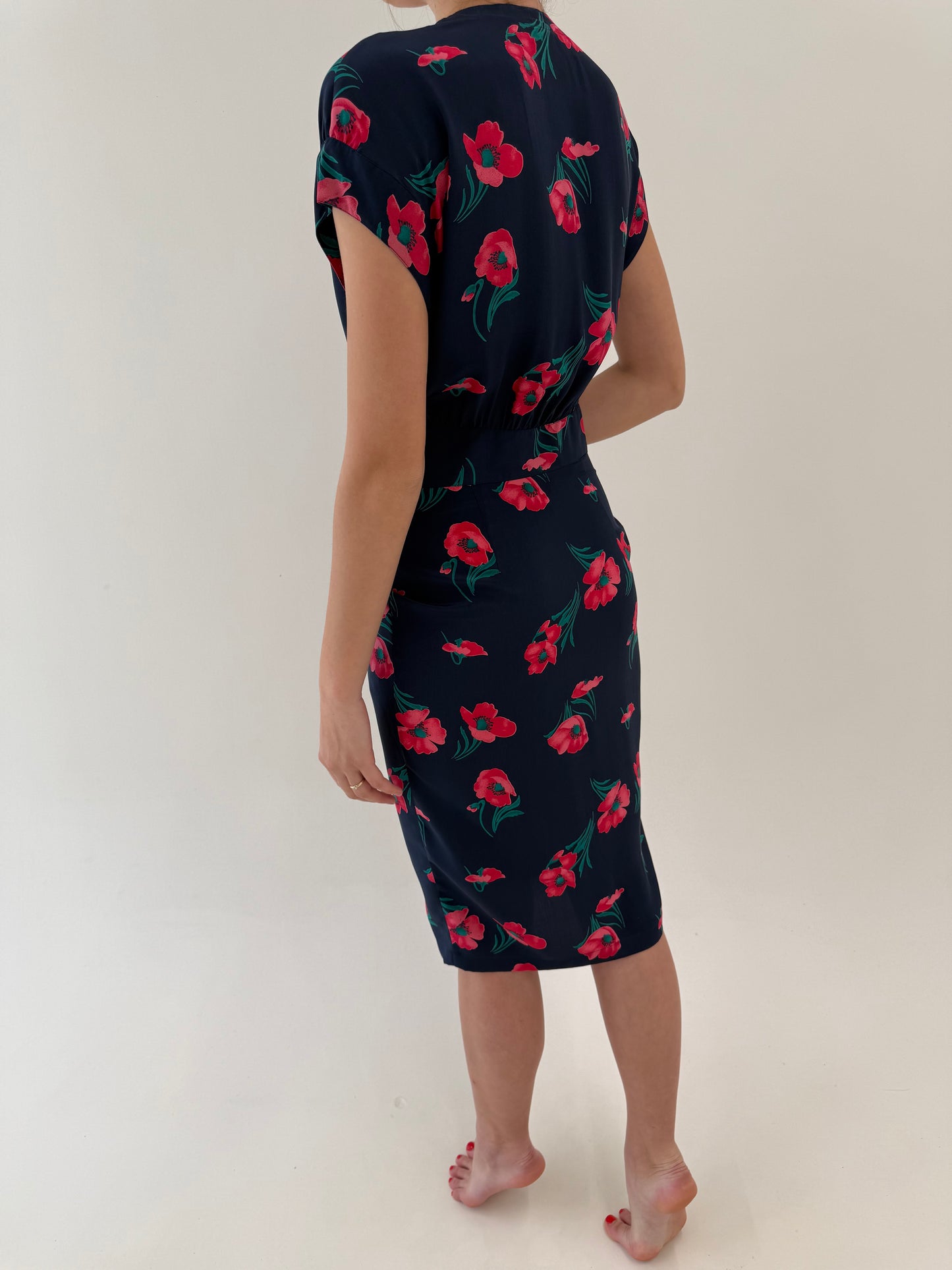 Rochie italiană din mătase naturală cu print floral superb și talie ușor reglabilă