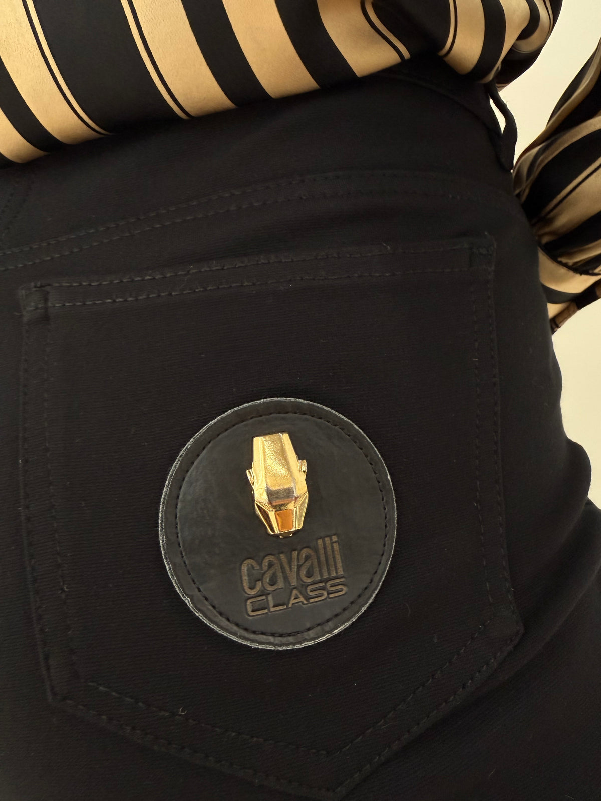 Pantaloni Cavalli negri petite din material plin ultra confort modelatori
