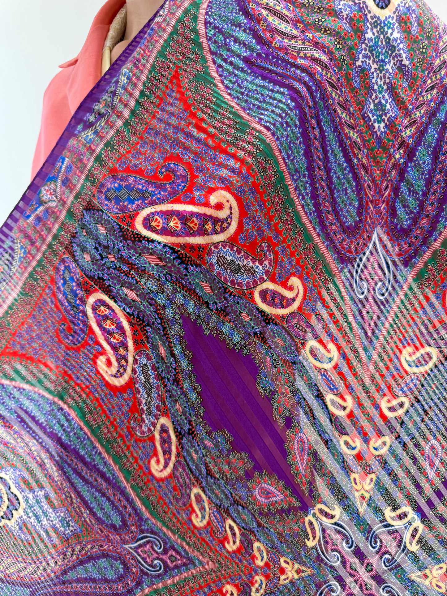 Eșarfă XXXL din mătase naturală cu print paisley
