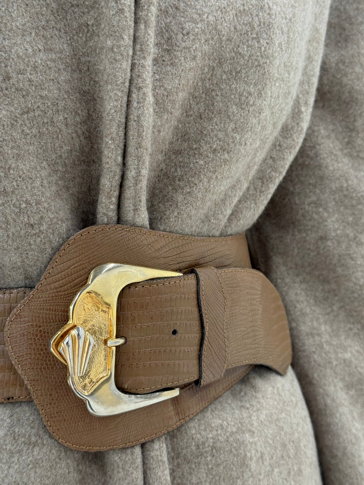 Centură vintage spectaculoasă din piele naturală