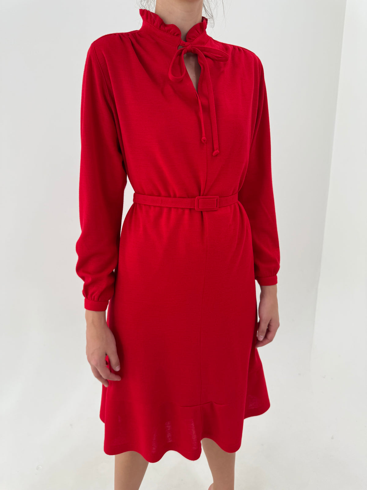 Rochie vintage cherry red cu talie marcată reglabilă din lana extrafina