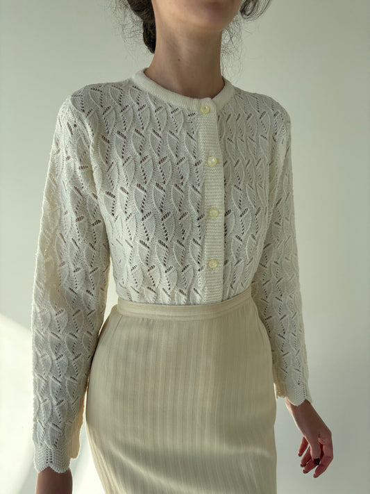 Cardigan vintage butter white dantelat din lana fina plină