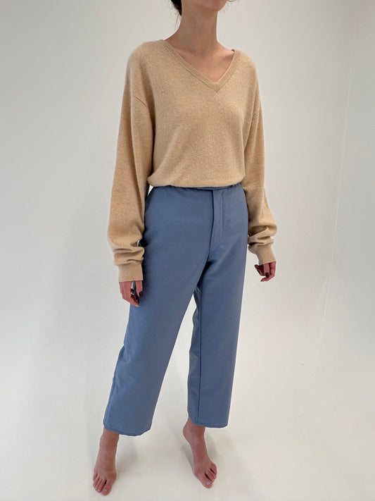 Pantaloni albastru ciel din lana extrafina pura certificată