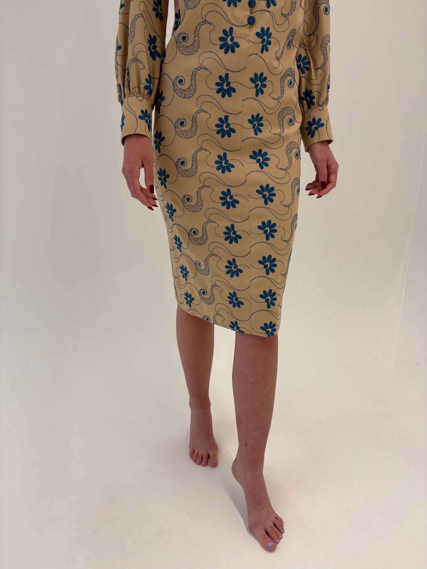 Rochie vintage camel din stofa de lana extrafina integral brodată