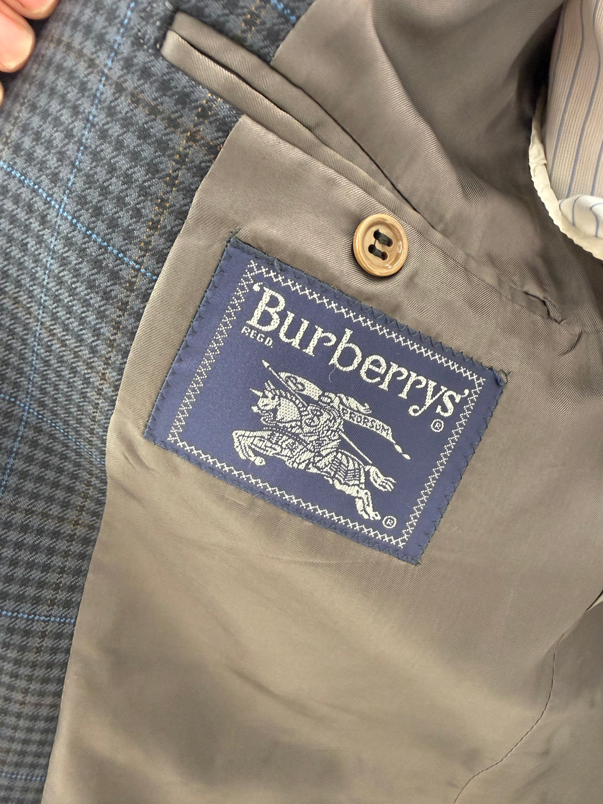 Sacou Burberry jeans blue în carouri fine din lana extrafina super 100’s