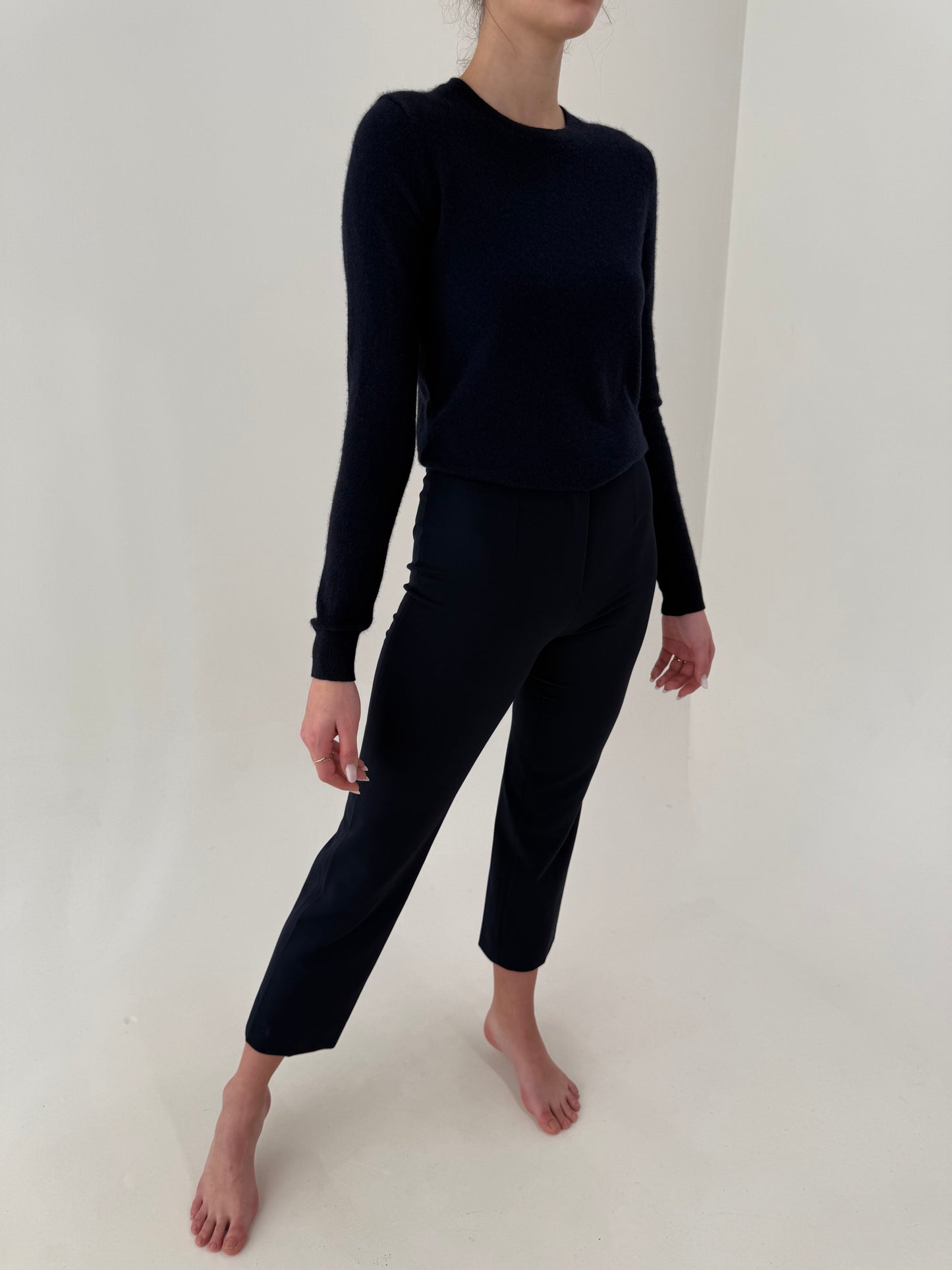 Pantaloni Navy petite de brand premium italian din stofita de primăvară