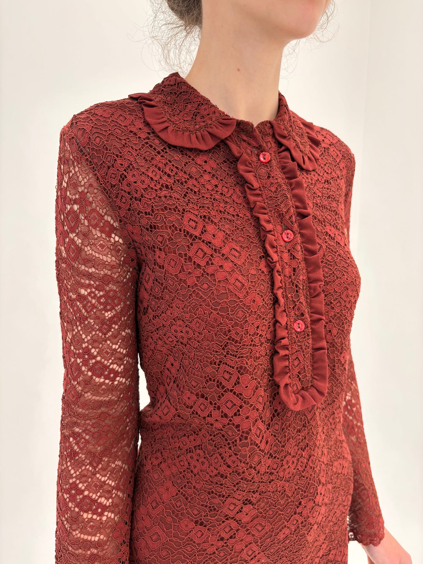 Rochie Old vintage anii 60 de colecție din dantelă plină guipure în culoare superbă