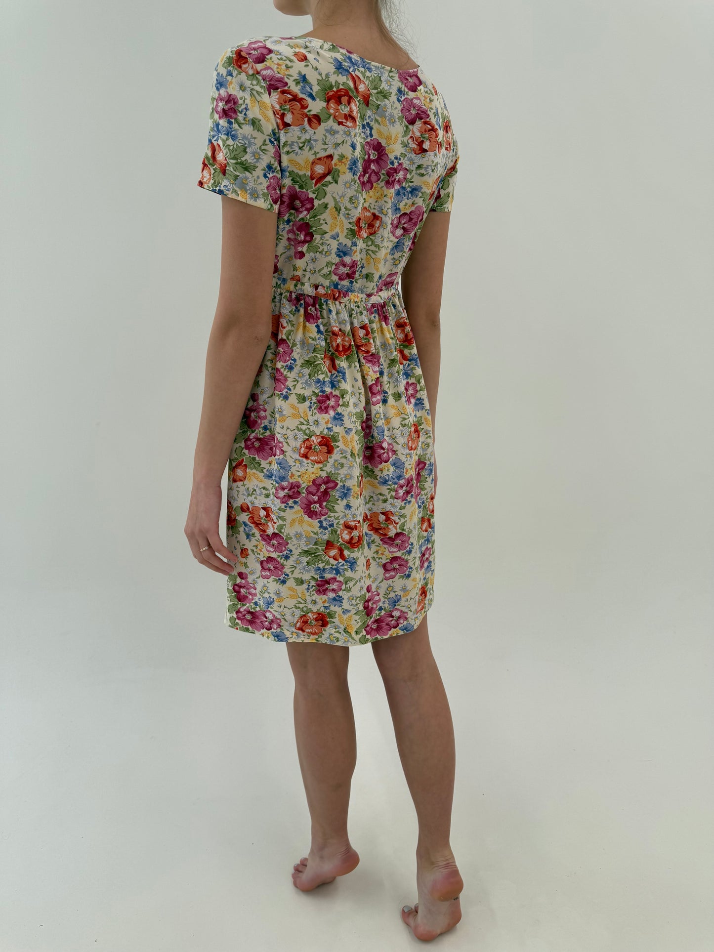Rochie din mătase naturală cu talie ultra înaltă reglabilă și print floral superb