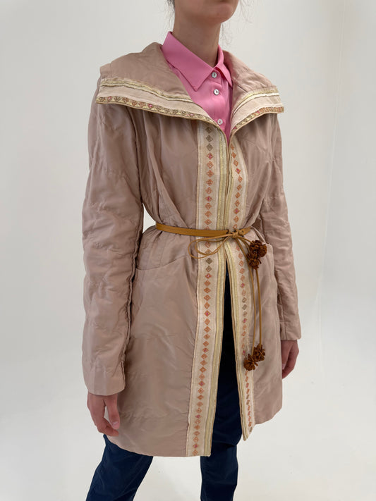 Trench ultra luxury Ermano Scervino bijuterie în nuanțe neutre cu talie reglabilă